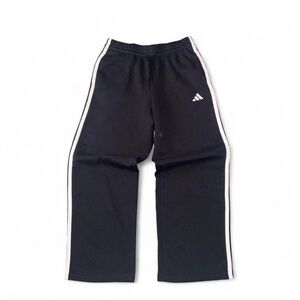 Adidas baggy sweatpants
